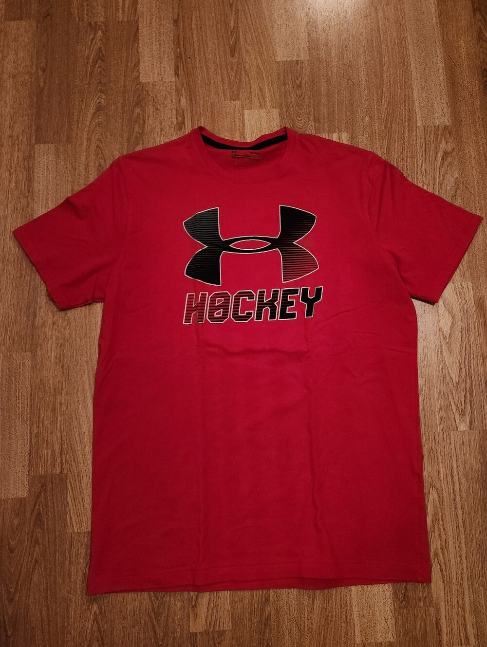Under Armour Hockey Heatgear Loose Short Sleeve Tee Red Medium